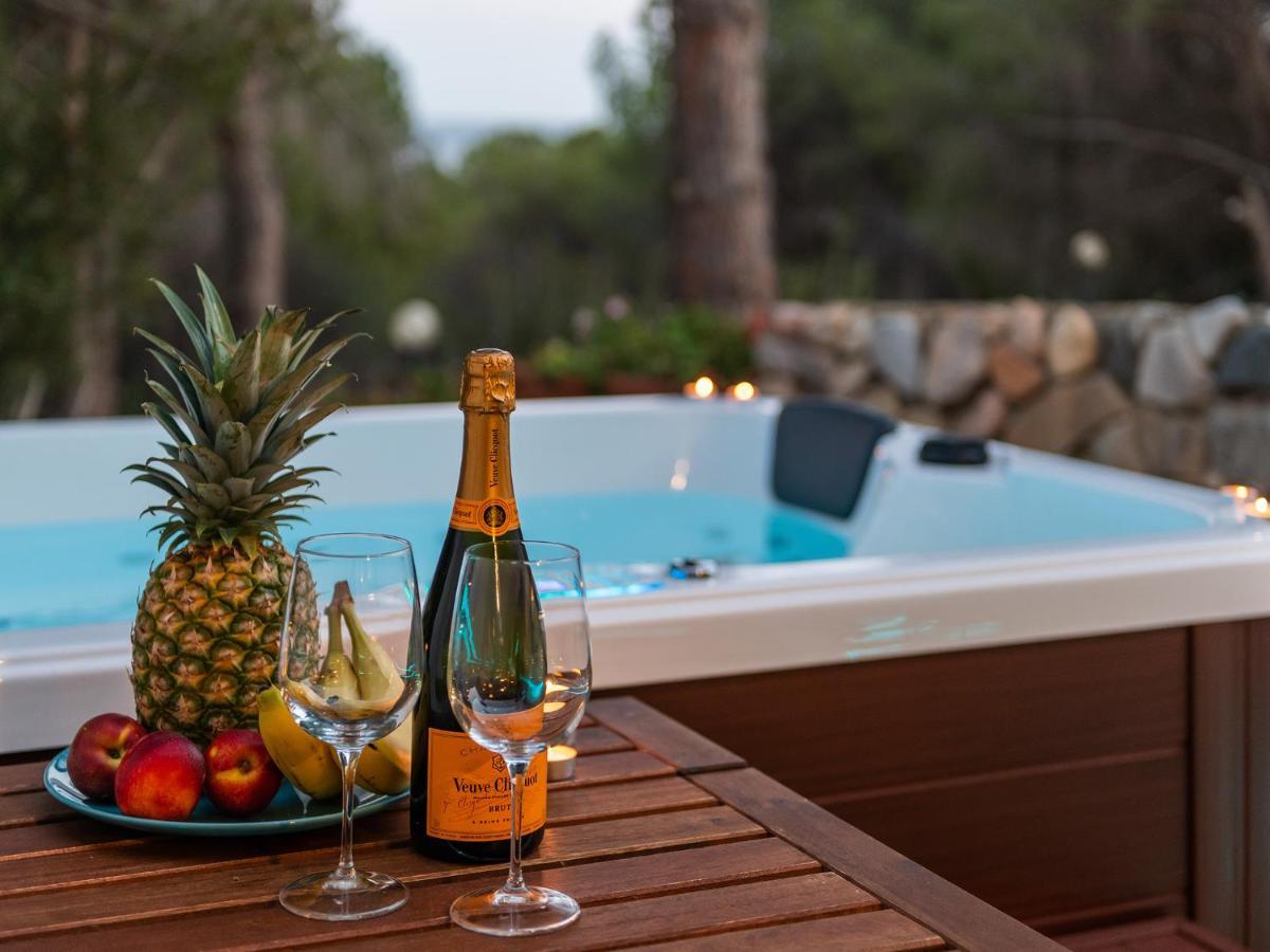 Sardinia Spa Apartment Geremèas Eksteriør billede